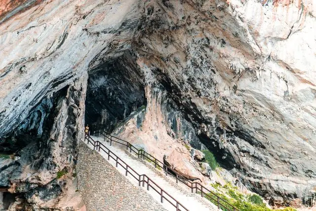 איך מגיעים לסרדיניה?