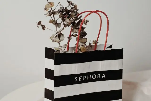 סרדיניה ספורה - רשימת הסניפים והחנויות לשופינג של Sephora