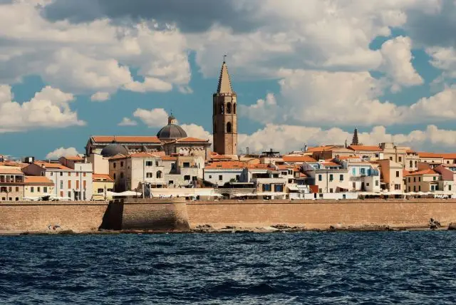 ההיסטוריה של האי סרדיניה מאז ועד היום