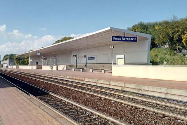 איך מגיעים מנמל התעופה בקליארי למלון במרכז העיר? credit to getyourguide.com