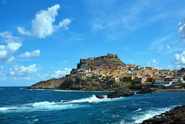 קסטלסרדו (castelsardo) סרדיניה - העיירה הכי יפה בסרדיניה