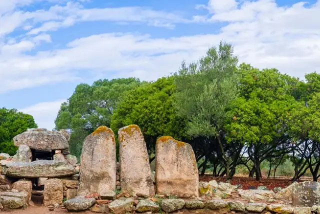 הענקים של מונטה פראמה (Mont’e Prama) - הפסלים המסתוריים של סרדיניה