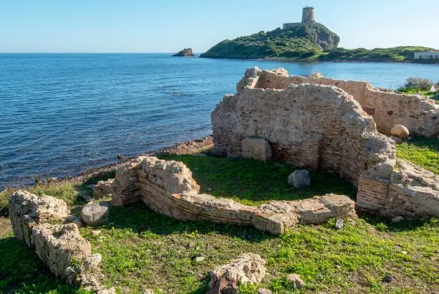 פולה (Pula) עיירה ציורית ליד קליארי