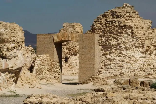 נורה (Nora) עיר עתיקה והיסטורית שאסור לפספס בסרדיניה