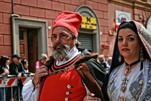 קוואלקטה סרדה (La Cavalcata Sarda) - פסטיבל חגיגות היום הראשון לפני האחד במאי בסרדיניה