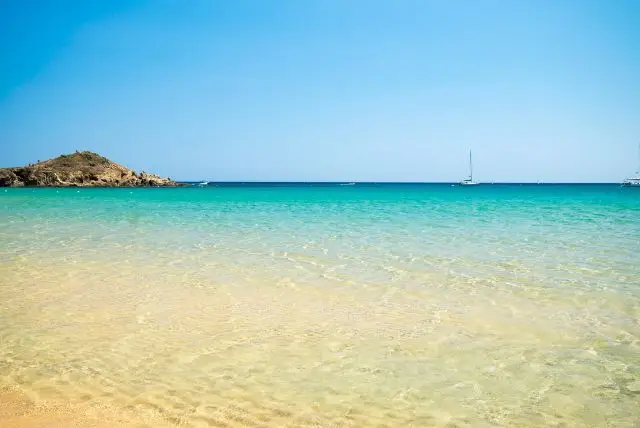 החופים הציוריים של קיאה (Chia) בסרדיניה