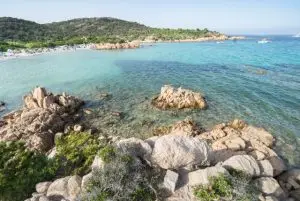 חוף הנסיך (spiaggia del Principe) בסרדיניה באיזור חוף האיזמרגד