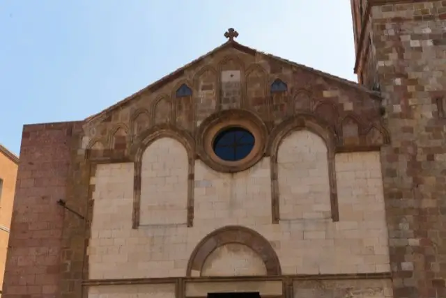 קתדרלת איגלסיאס - כנסיית סנטה קיארה (Santa Chiara)