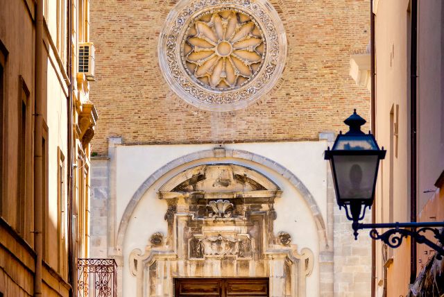 כנסיית סן פרנצ'סקו (Chiesa San Francesco) באיגלסיאס