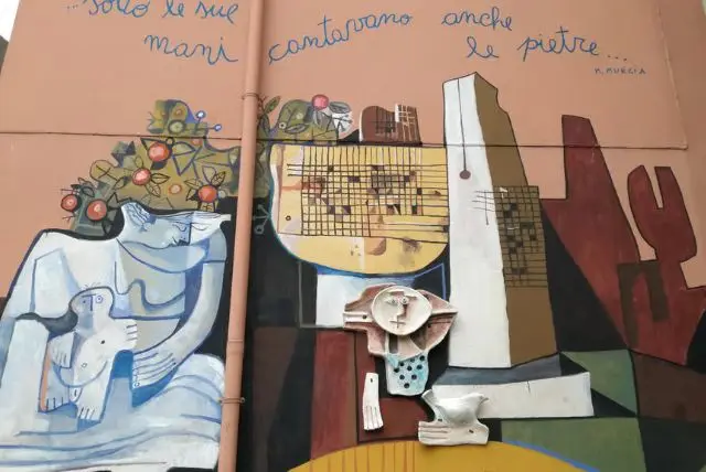 ציורי הקיר של אורגוסולו - מה ואיפה לראות MURALS credit to getyourguide.com