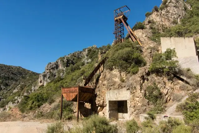 מכרות העופרת והכסף של איגלסיאס (Iglesias)