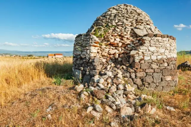 סיור בעקבות סרדיניה העתיקה - יום טיול מרתק credit to viator.com