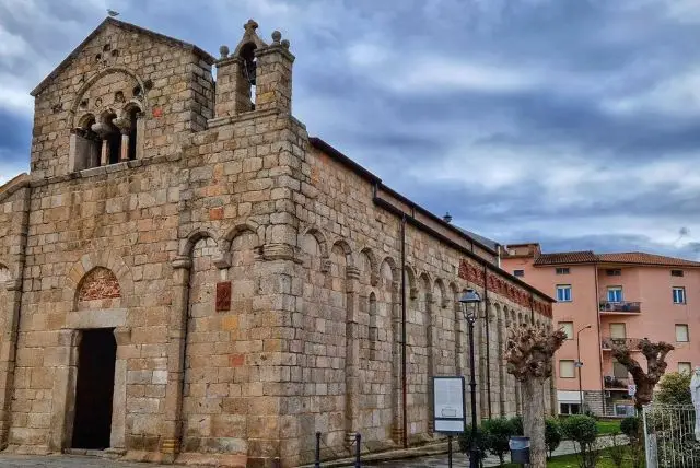 אולביה (Olbia) - עיר בצפון מזרח סרדיניה credit to getyourguide.com