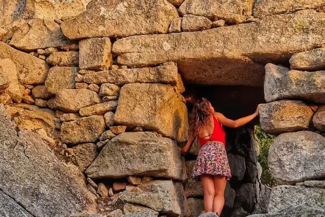 אולביה (Olbia) - עיר בצפון מזרח סרדיניה credit to getyourguide.com