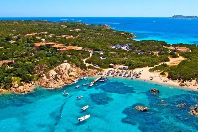 Hotel Capriccioli - מלון קפריצ'יולי בקוסטה זמרלדה credit to booking.com