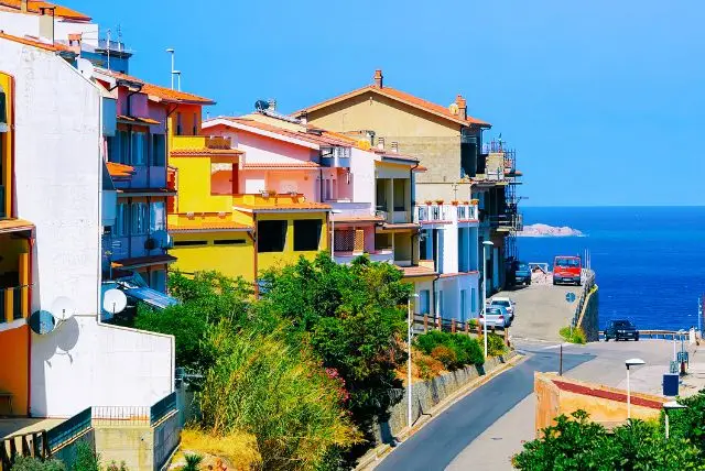 סרדיניה מזג אוויר - תחזית שנתית