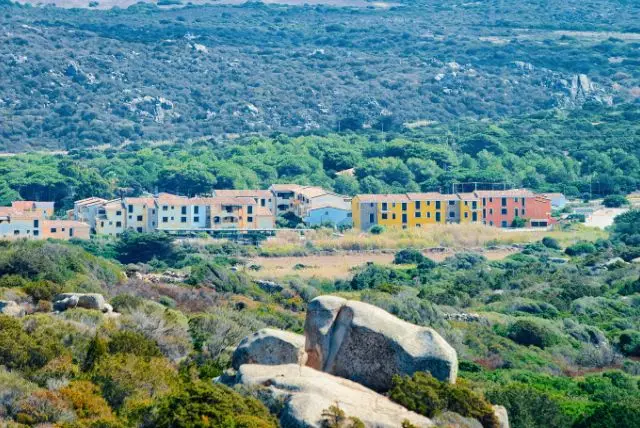 סרדיניה מזג אוויר - תחזית שנתית