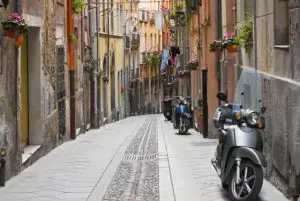 סיור בעיר העתיקה של קליארי credit to getyourguide.com