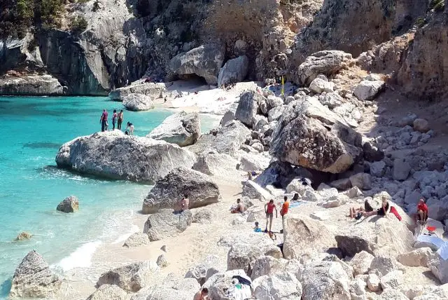 סרדיניה לצעירים - המלצות וטיפים מה לראות ולעשות