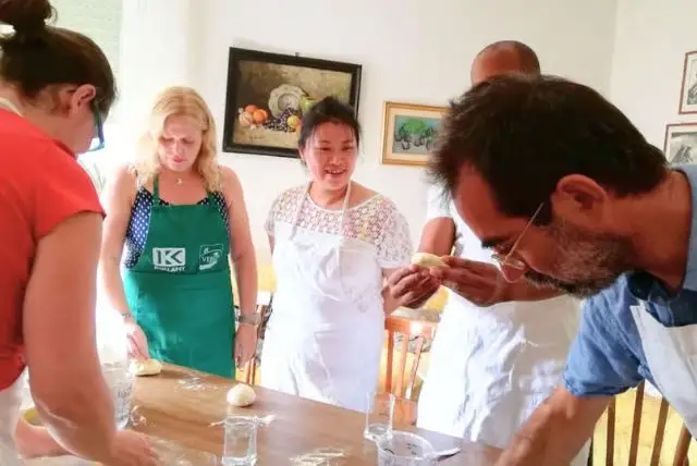 סדנת בישול אוכל מקומי בקליארי בסגנון סרדיניה (Sardinian Cooking Class) להכנת Culurgiones (קולורג'ונס) credit to getyourguide.com