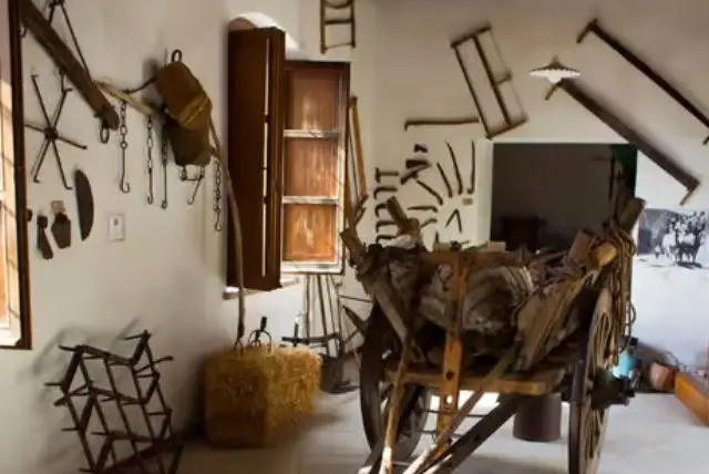 מוזיאון הסוסים של גיארה credit to getyourguide.com