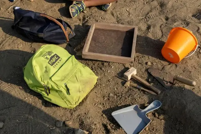 כניסה לאתר חפירות ארכיאולוגיות - Geosite of Duidduru credit to getyourguide.com