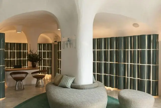 Romazzino - בית מלון יוקרתי 5 כוכבים בצפון-מזרח סרדיניה credit to booking.com