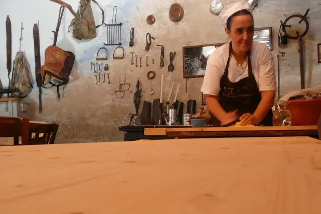 סיור בסרדיניה בהשראת סדרת נטפליקס - Live to 100: Secrets of the Blue Zones credit to viator.com